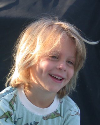 This is a naturalness that is only available to a sibling.