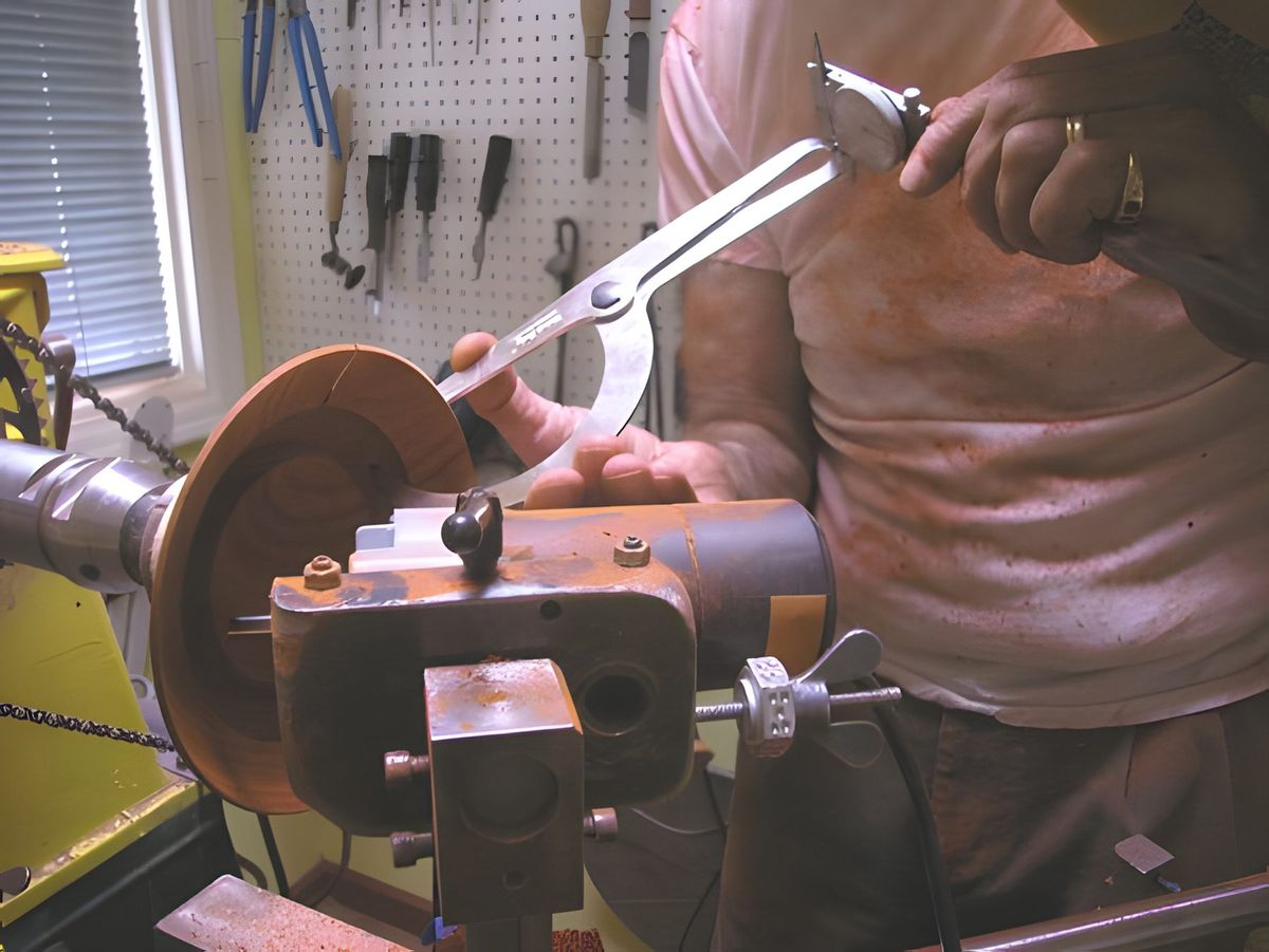 I use a standard caliper that I have modified slightly.